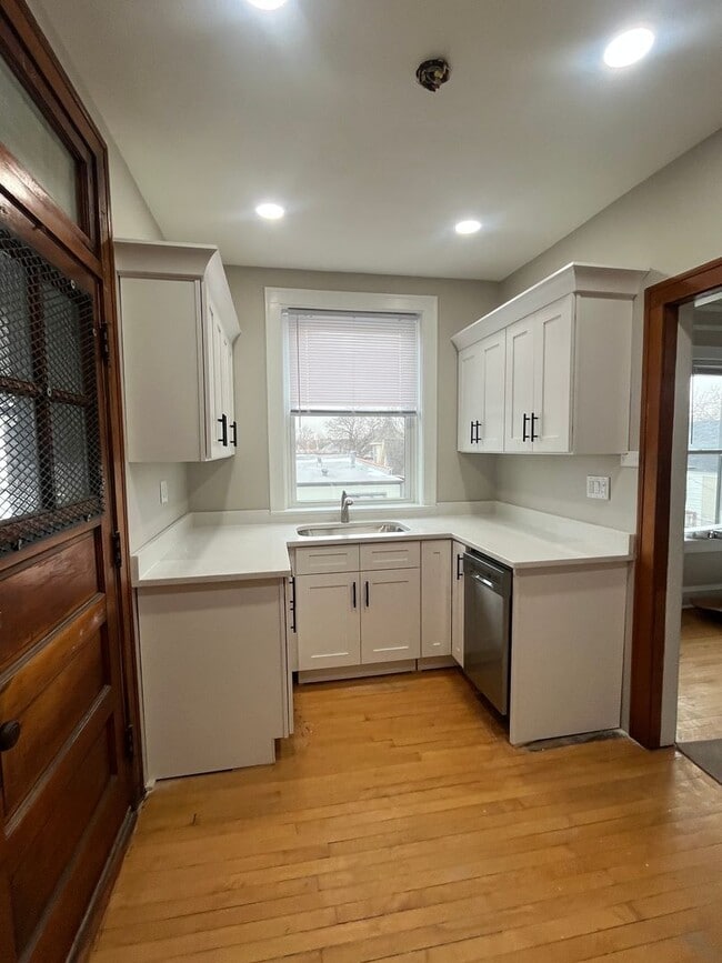 property at 1921 W Berteau Ave