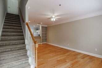 101 Wood Lake Dr in Athens, GA - Foto de edificio - Building Photo
