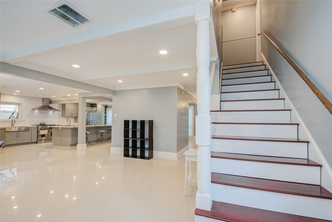 14611 Bramblewood Dr