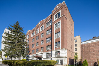 Union Square Apartments in Irvington, NJ - Foto de edificio - Primary Photo