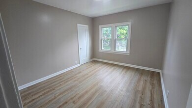 4401 Irving Ave N, Unit 1610 in Minneapolis, MN - Building Photo - Building Photo
