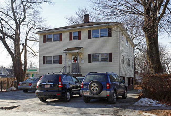 107 Puritan Ave in Worcester, MA - Building Photo - Building Photo