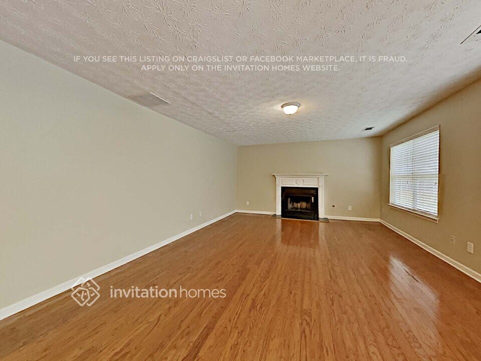 1850 Skylar Leigh Dr in Buford, GA - Building Photo