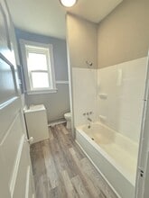 3300 Keokuk St, Unit 3300 A in St. Louis, MO - Foto de edificio - Building Photo