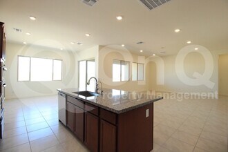 826 Golden Ore Pass in Apache Junction, AZ - Building Photo - Building Photo
