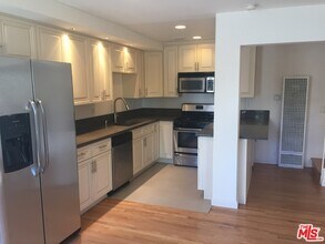 3603 Mentone Ave-Unit -1 in Los Angeles, CA - Building Photo - Building Photo
