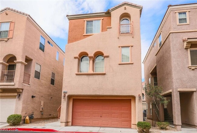 property at 10633 W Double Spring Ct