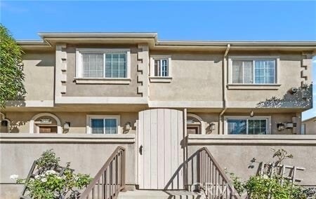 property at 1431 Lomita Blvd