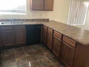 811 W Spruell Ave in Coolidge, AZ - Building Photo - Building Photo