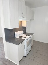 124 N Brighton St in Burbank, CA - Building Photo - Building Photo