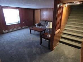 105 S Elson St, Unit 1 in Kirksville, MO - Foto de edificio - Building Photo