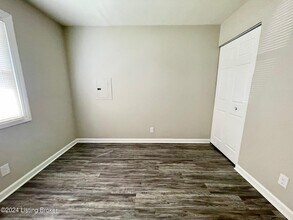 5401 Ailanthus Trail in Louisville, KY - Building Photo - Building Photo