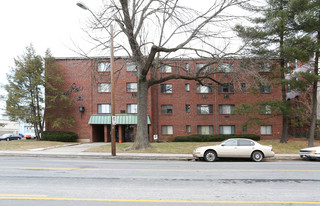 590 Wethersfield Ave in Hartford, CT - Foto de edificio - Building Photo