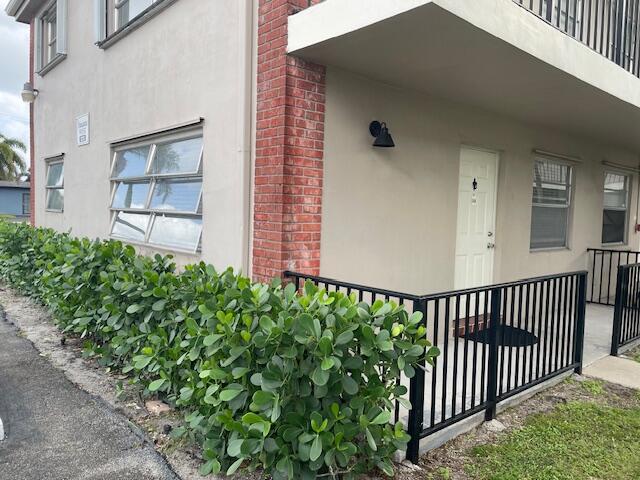 1210 Old Boynton Road in Boynton Beach, FL - Building Photo - Building Photo
