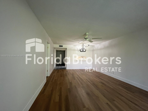 5530 N Lakewood Cir in Margate, FL - Building Photo - Building Photo