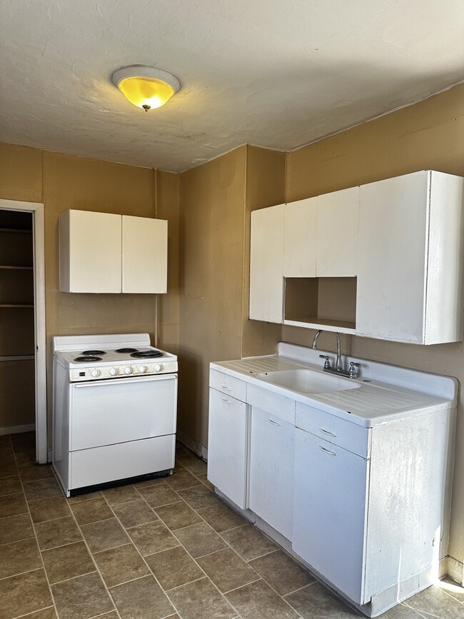 property at 1022 Ridenbaugh St