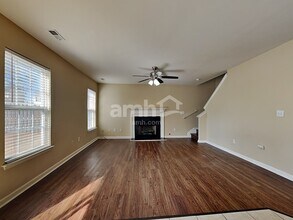 4 Comesee Ct in Greenville, SC - Foto de edificio - Building Photo