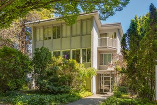 8636 Fremlin St in Vancouver, BC - Building Photo
