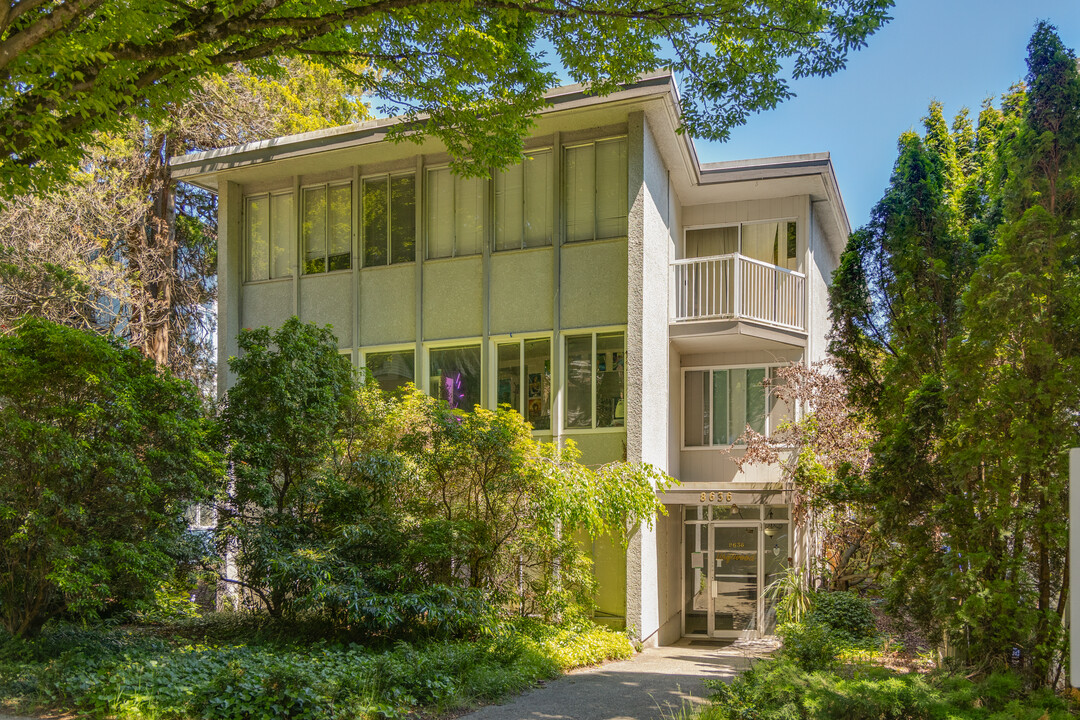 8636 Fremlin St in Vancouver, BC - Building Photo