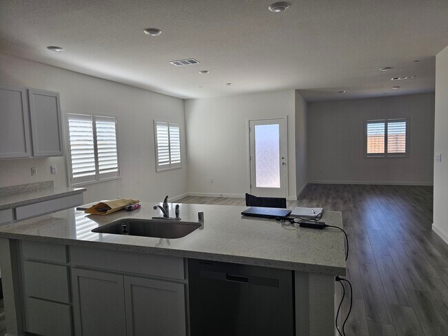 524 Open Plains Ct in Roseville, CA - Building Photo - Building Photo