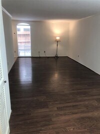 4645 Wild Indigo St photo'