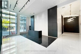 180 George St in Ottawa, ON - Building Photo - Building Photo