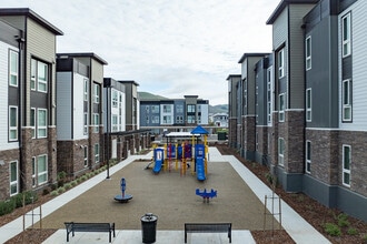 Lemos Pointe at Watson Ranch in American Canyon, CA - Building Photo - Building Photo