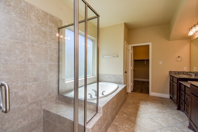 property at 2530 River Ridge