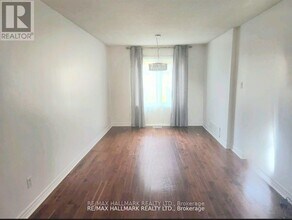 71 Ecclestone Dr in Brampton, ON - Building Photo - Building Photo