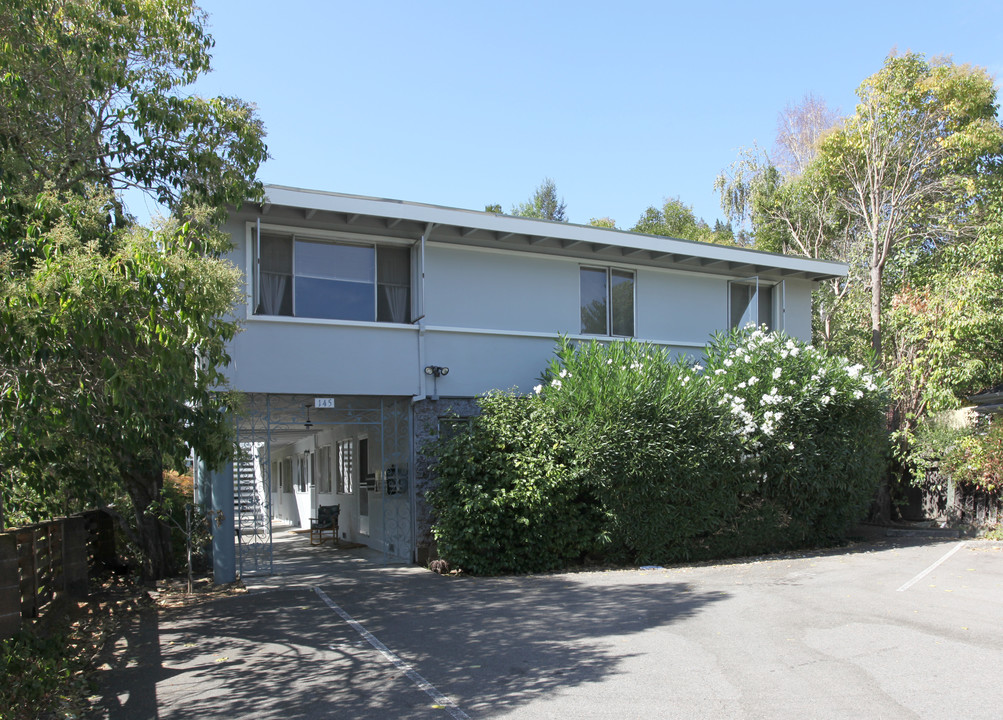 145 Kent Ave in Greenbrae, CA - Building Photo