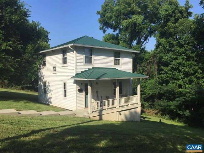 property at 709 Lafayette St