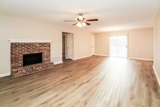 5431 Staunton Way in Stonecrest, GA - Building Photo - Building Photo