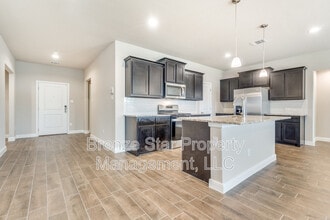 1358 Rolling Mdws Dr in Red Oak, TX - Building Photo - Building Photo