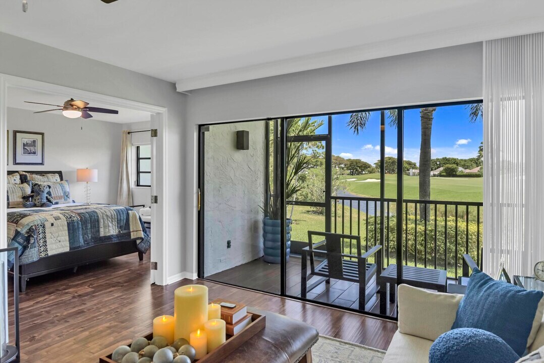 401 Greensward Ln in Delray Beach, FL - Building Photo