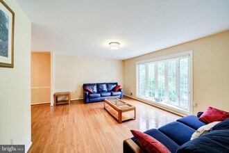 8228 Riverside Rd in Alexandria, VA - Building Photo - Building Photo