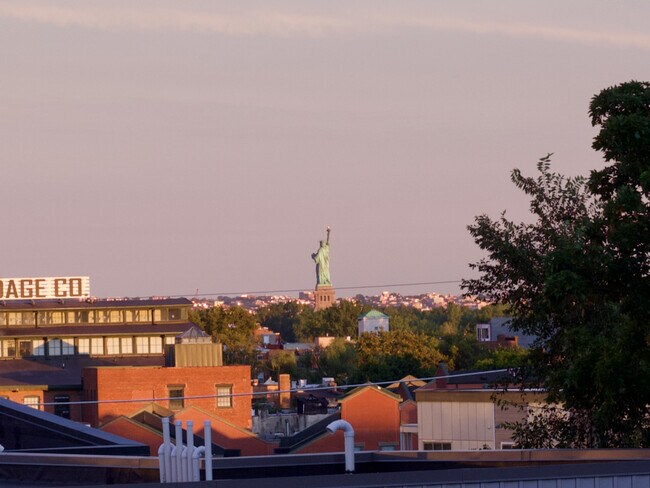 78 Summit Ave in Jersey City, NJ - Building Photo - Building Photo