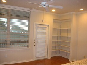 305 E 31st St in Austin, TX - Building Photo - Building Photo