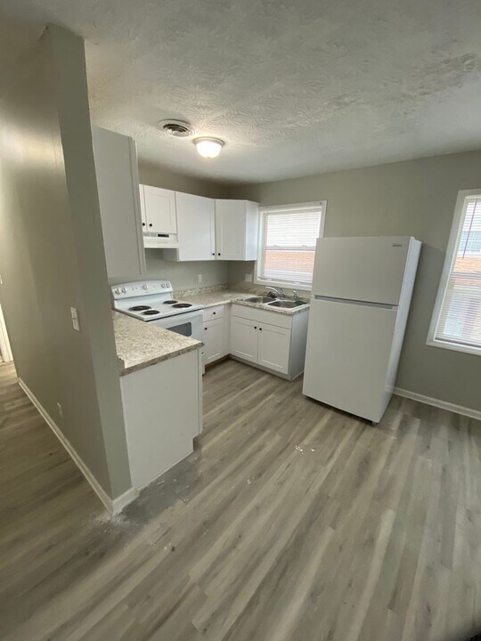 150 Landings Dr in Frankfort, KY - Building Photo