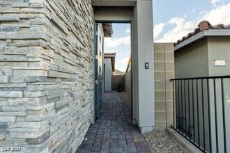 11598 Hatchling Ave in Las Vegas, NV - Building Photo - Building Photo