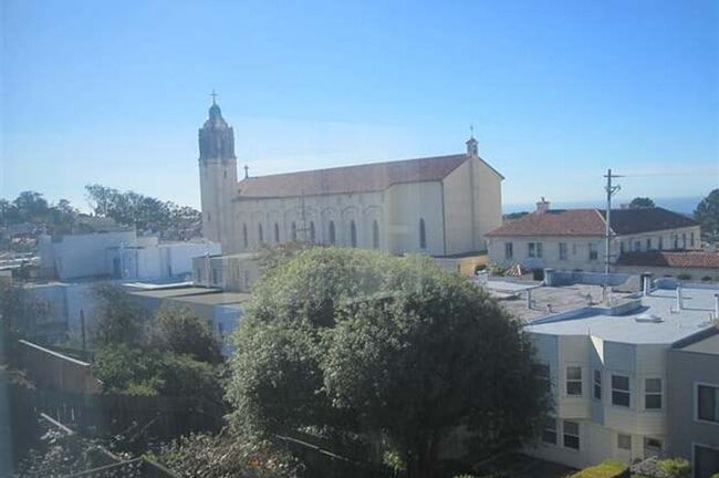 2527 16th Ave in San Francisco, CA - Building Photo - Building Photo