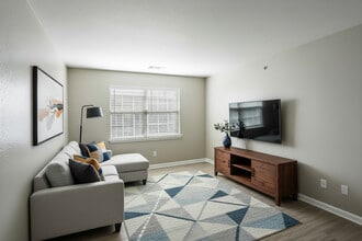 Park Place Apartments in Johnson City, TN - Building Photo - Building Photo