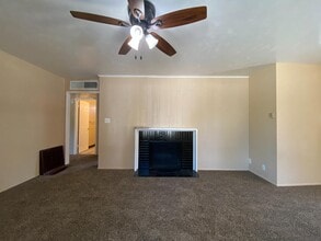 4734 E Princeton Ave in Fresno, CA - Building Photo - Building Photo
