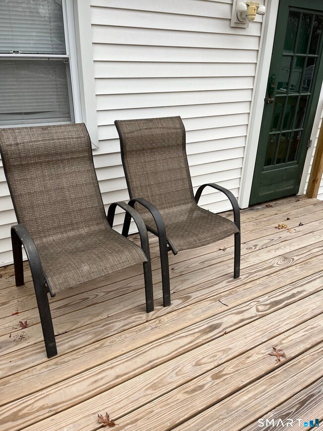 657 Naugatuck Ave in Milford, CT - Building Photo - Building Photo