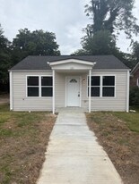 321 St Mark St in Petersburg, VA - Building Photo