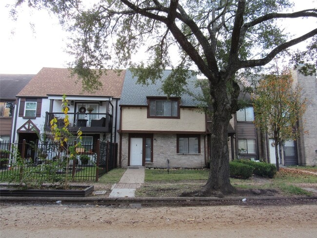 property at 15543 Weldon Dr