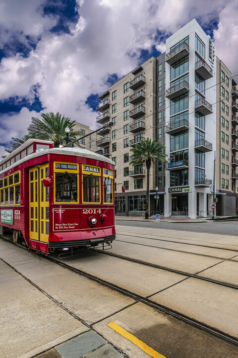 Canal 1535 in New Orleans, LA - Foto de edificio