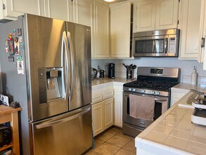 845 Brooks Ave, Unit Venice Beach 2Bd2Ba Condo in Venice, CA - Building Photo - Building Photo