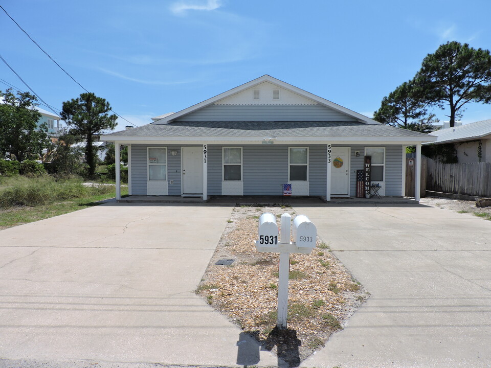 5931 Pinetree Ave in Panama City, FL - Building Photo