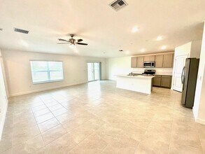 11035 Middle Strm Dr in Port St. Lucie, FL - Building Photo - Building Photo