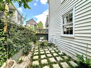 9 Bogard St in Charleston, SC - Building Photo - Building Photo